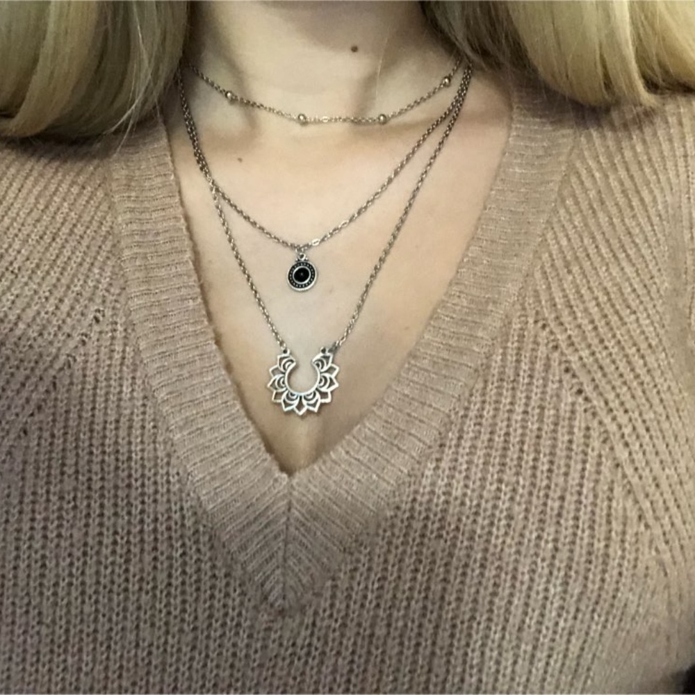 3 Layer Antique Layered Necklace Silver Color - Picture 7 of 8
